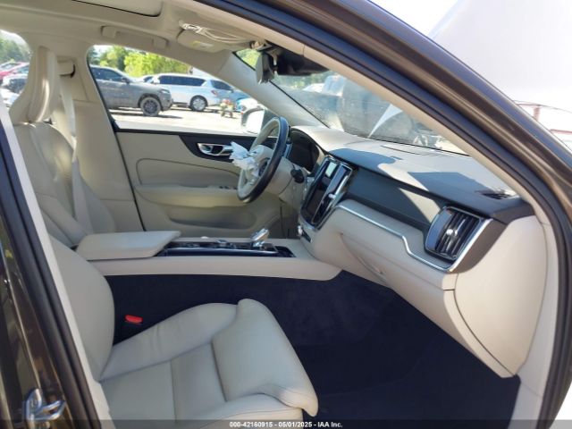 7JRL12TL3NG162992 Volvo S60 B5 Inscription
