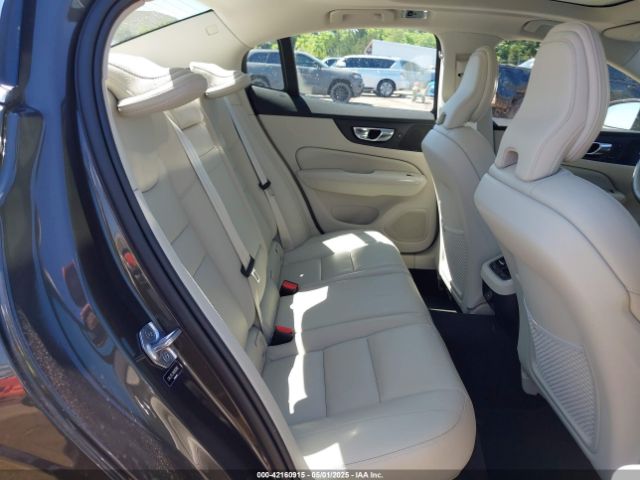 7JRL12TL3NG162992 Volvo S60 B5 Inscription