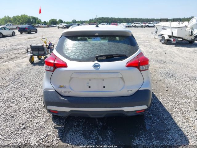 3N1CP5CU0KL498990 Nissan KICKS SR