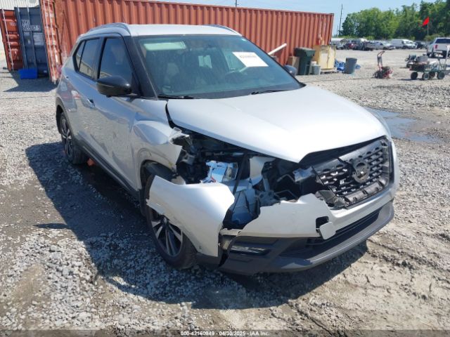 3N1CP5CU0KL498990 Nissan KICKS SR