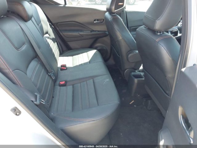 3N1CP5CU0KL498990 Nissan KICKS SR