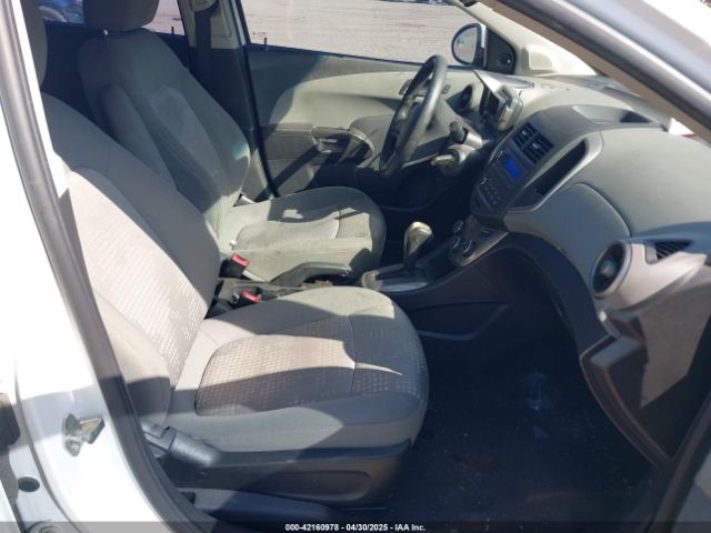 1G1JA6SH2E4186088 Chevrolet Sonic Ls Auto