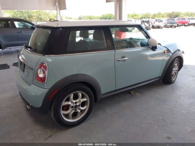 2012 MINI COOPER WMWSU3C55CT261047 Photo 3
