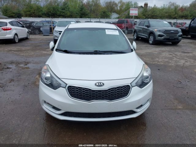 KNAFK5A82G5620977 KIA FORTE LX