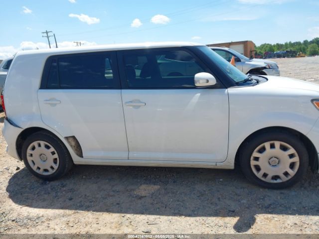 JTLZE4FE3EJ062310 Scion XB