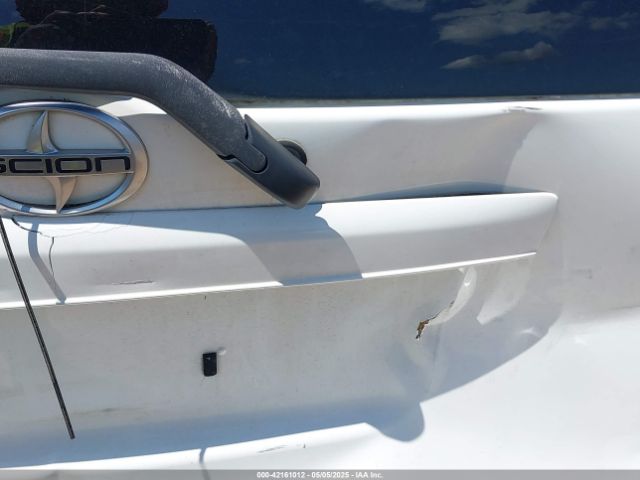 JTLZE4FE3EJ062310 Scion XB