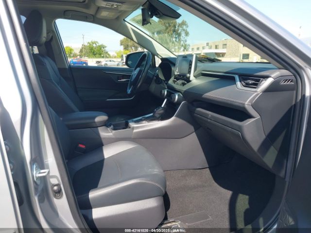 JTMB6RFV5MD015347 Toyota Rav4 Hybrid Xle Premium
