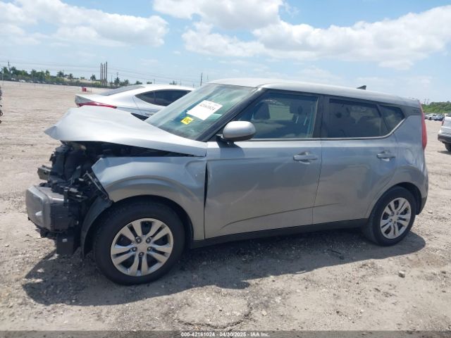 KNDJ23AU3N7801330 KIA SOUL LX