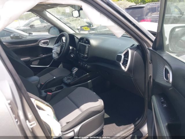 KNDJ23AU3N7801330 KIA SOUL LX