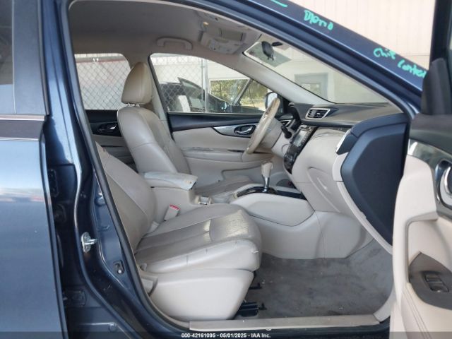 5N1AT2MT9FC752388 Nissan Rogue Sl