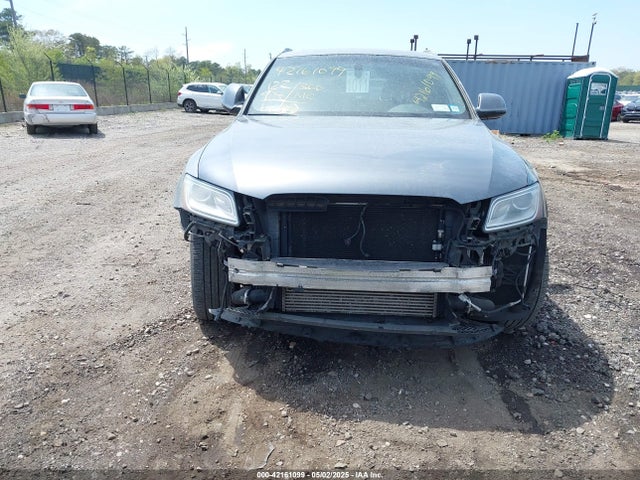 WA1LFAFP2EA060718 Audi Q5 2.0t Premium