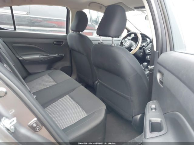 3N1CN8DVXRL895275 Nissan Versa