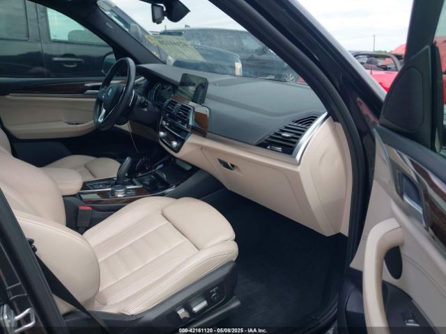 2018 BMW X3 5UXTR9C51JLD63858 Photo 4