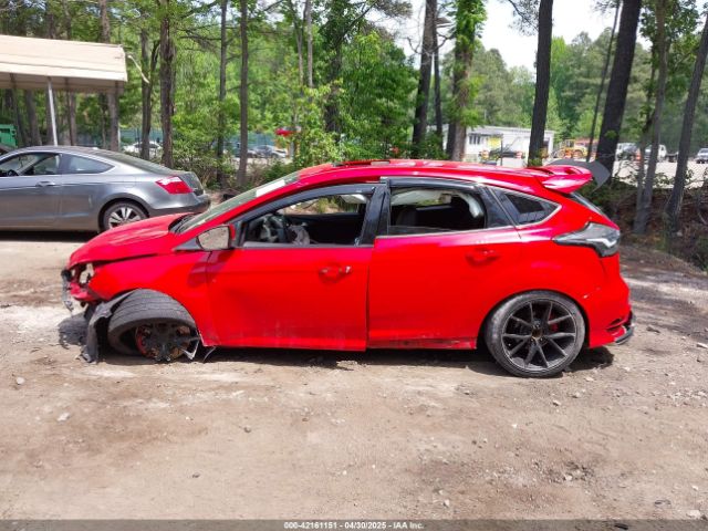 1FADP3L99FL274612 Ford FOCUS ST