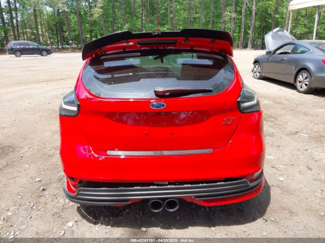 1FADP3L99FL274612 Ford FOCUS ST