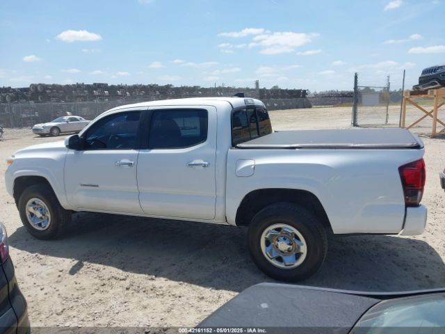5TFAX5GN8JX124041 Toyota Tacoma Sr