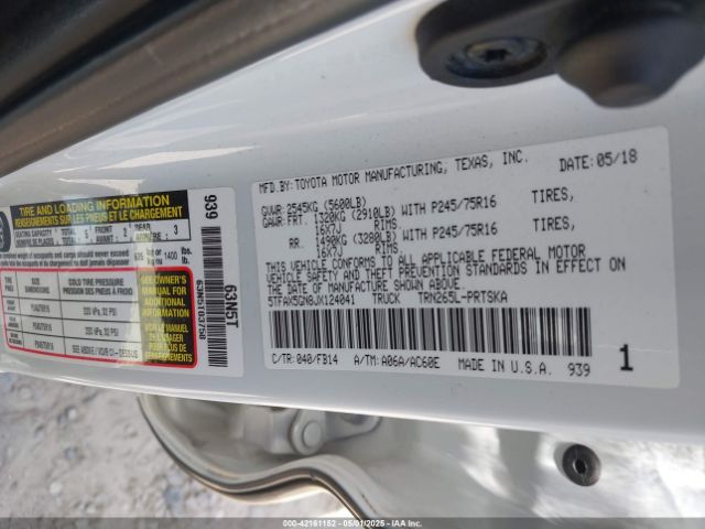 5TFAX5GN8JX124041 Toyota Tacoma Sr