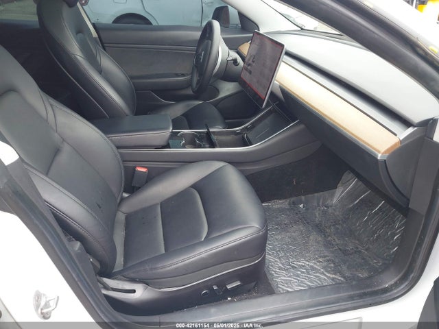 2020 TESLA MODEL 3 5YJ3E1EA0LF803984 Photo 4