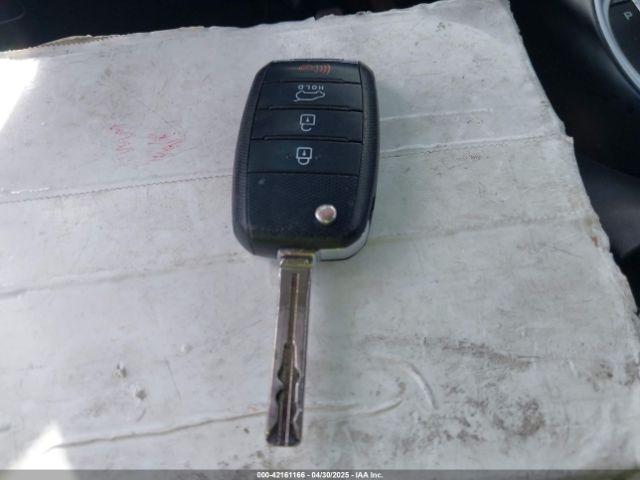 KNDJN2A23K7911127 KIA Soul