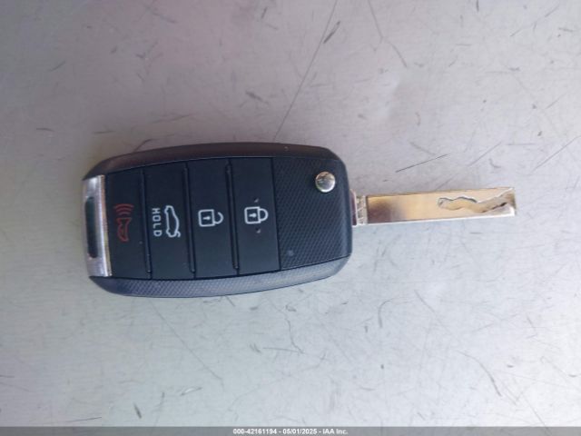 KNAGT4L34G5105864 KIA Optima Lx