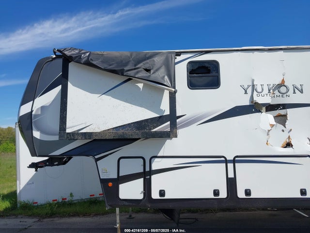 4YDFYKU23NZ980446 Dutchmen Yukon