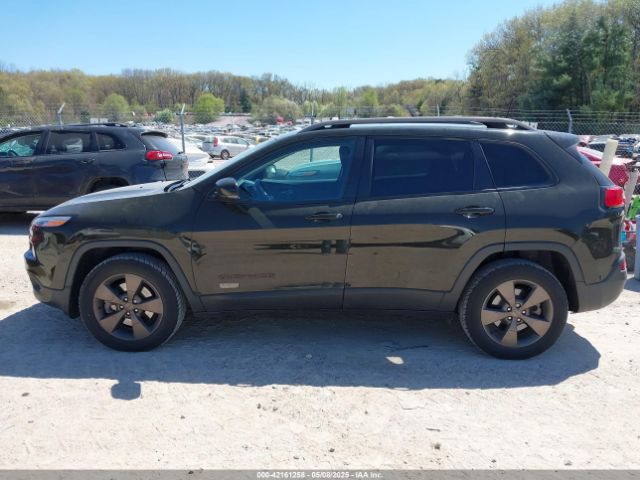 1C4PJMCB9HW512395 Jeep Cherokee 75th Anniversary Edition 4x4