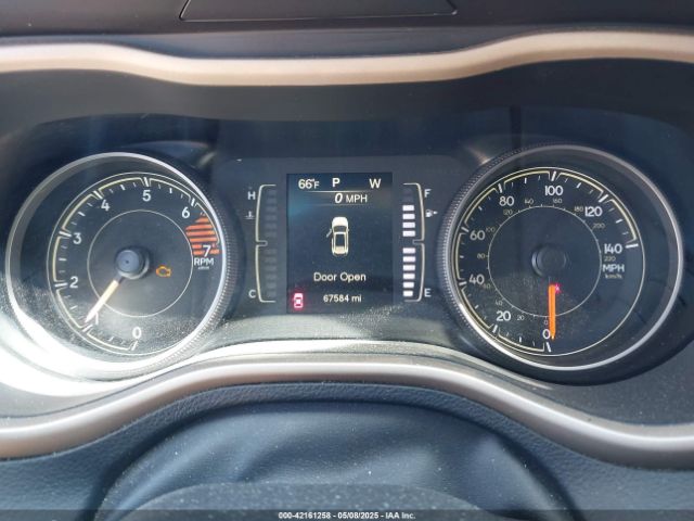 1C4PJMCB9HW512395 Jeep Cherokee 75th Anniversary Edition 4x4