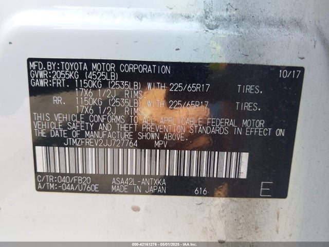 JTMZFREV2JJ727764 Toyota RAV4 LE
