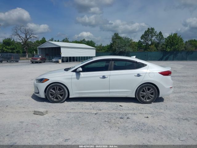 5NPD84LF2JH312455 Hyundai ELANTRA SEL