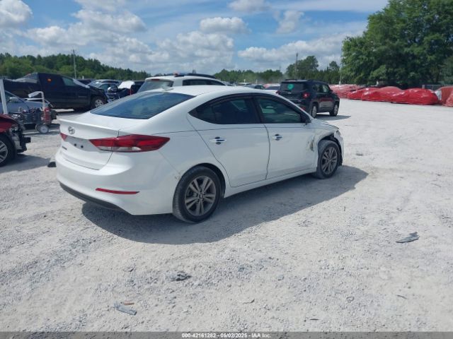 5NPD84LF2JH312455 Hyundai ELANTRA SEL
