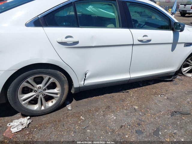 1FAHP2D80GG105302 Ford TAURUS SE