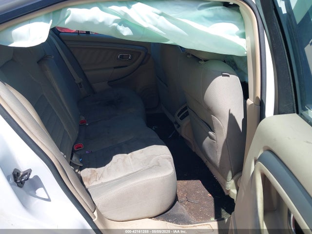 1FAHP2D80GG105302 Ford TAURUS SE