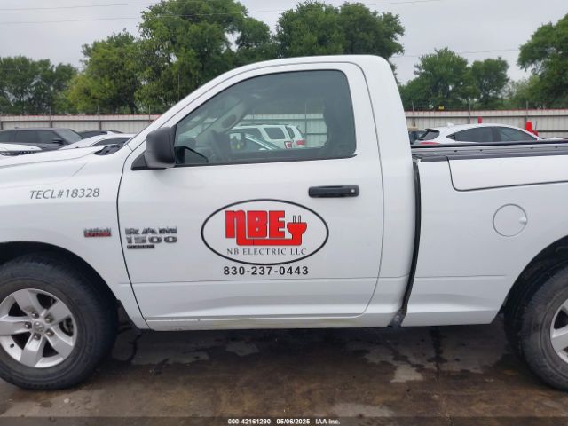 3C6JR6AT9NG210824 RAM 1500 Classic Tradesman  4x2 6'4 Box