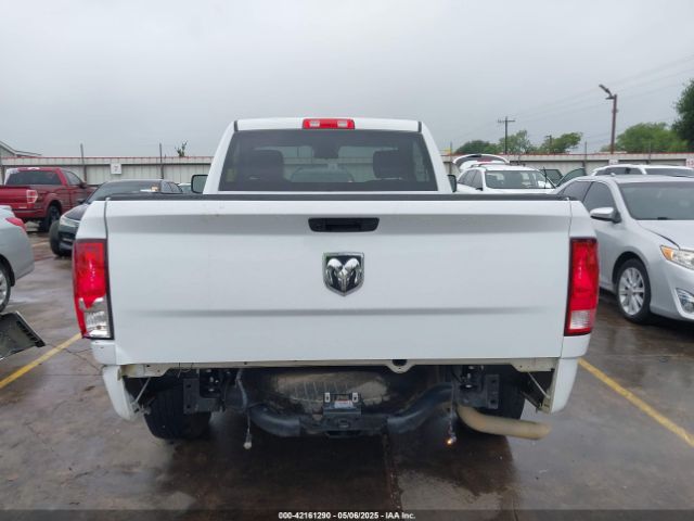 3C6JR6AT9NG210824 RAM 1500 Classic Tradesman  4x2 6'4 Box