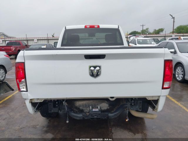 3C6JR6AT9NG210824 RAM 1500 Classic Tradesman  4x2 6'4 Box