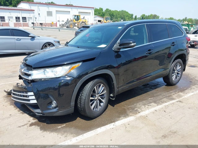5TDJZRFH0HS370238 Toyota Highlander Xle