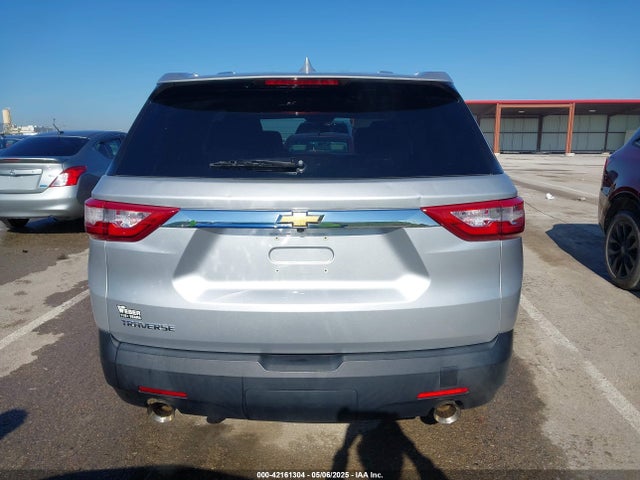 Chevrolet Traverse Ls 2018 1GNERFKW7JJ145166 Image 16