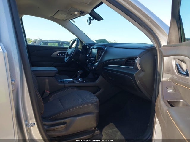Chevrolet Traverse Ls 2018 1GNERFKW7JJ145166 Image 5