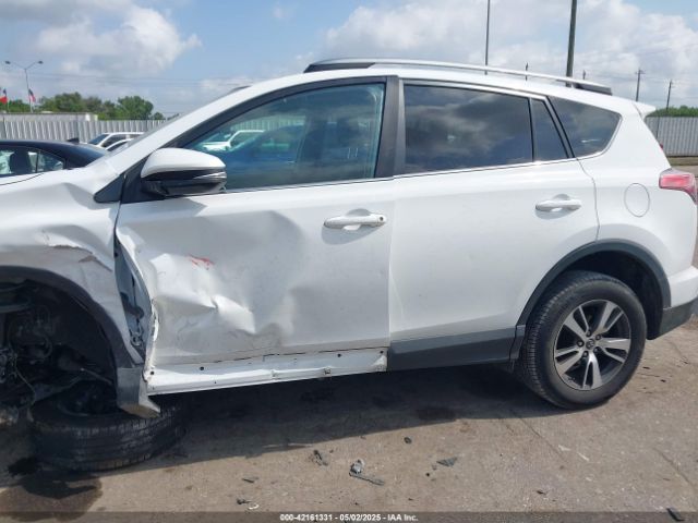 2T3WFREV6JW410848 Toyota Rav4 Xle