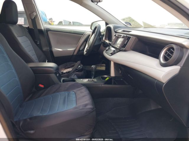 2T3WFREV6JW410848 Toyota Rav4 Xle