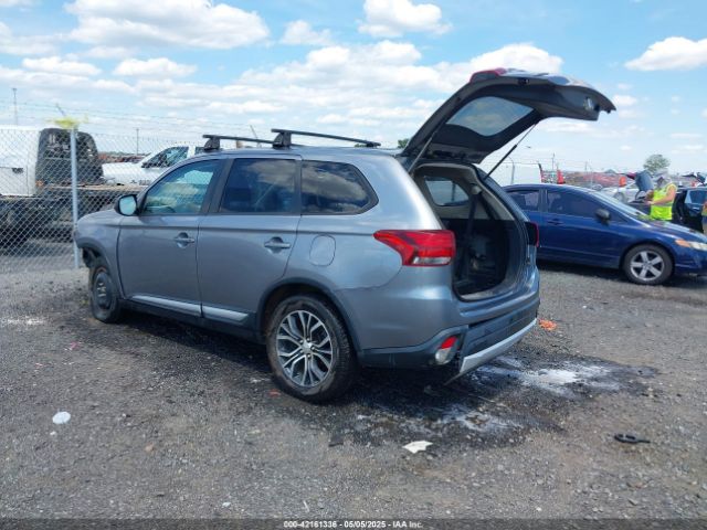 2017 MITSUBISHI OUTLANDER JA4AZ2A30HZ028087 Photo 2