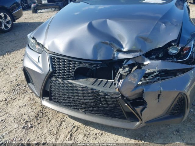 JTHBA1D27H5050575 Lexus IS 200T