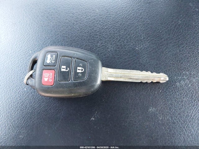 4T1BF1FK1HU270960 Toyota CAMRY SE