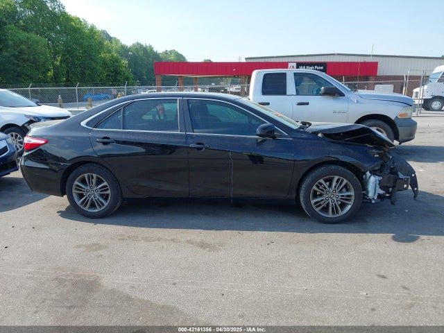 4T1BF1FK1HU270960 Toyota CAMRY SE