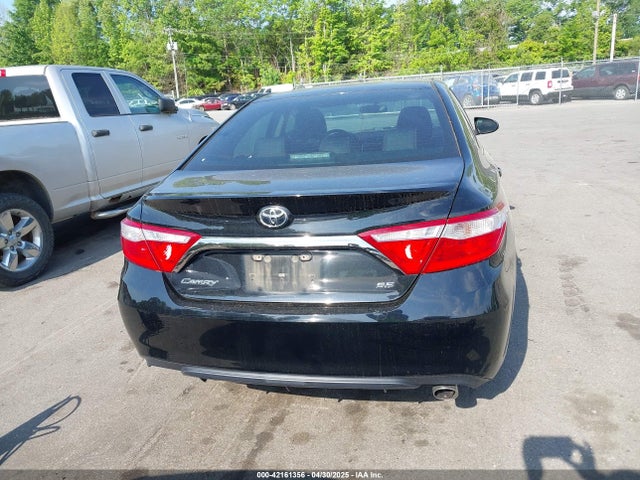 4T1BF1FK1HU270960 Toyota CAMRY SE