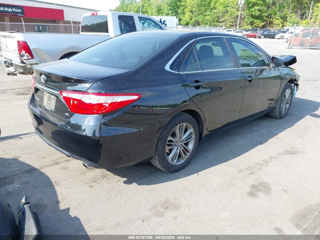 4T1BF1FK1HU270960 Toyota CAMRY SE