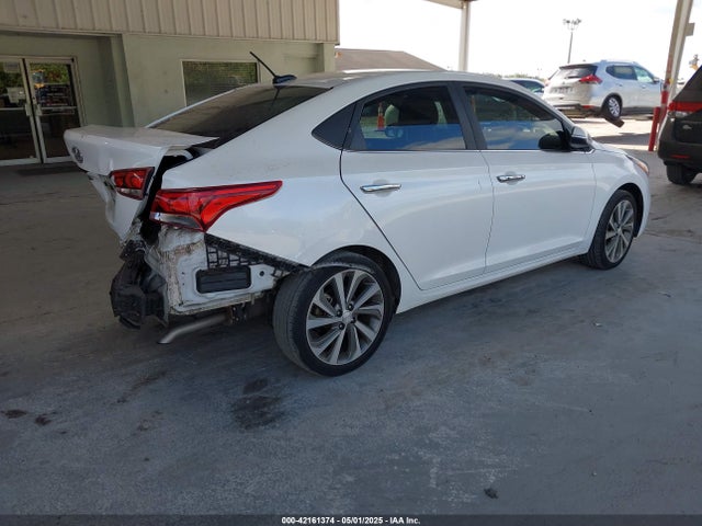 Hyundai Accent Limited 2019 3KPC34A30KE059385 Image 4