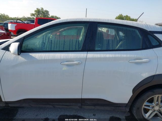 KM8K12AA7LU441738 Hyundai Kona Se