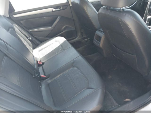 1VWAT7A38FC030199 Volkswagen Passat 1.8t Wolfsburg Edition