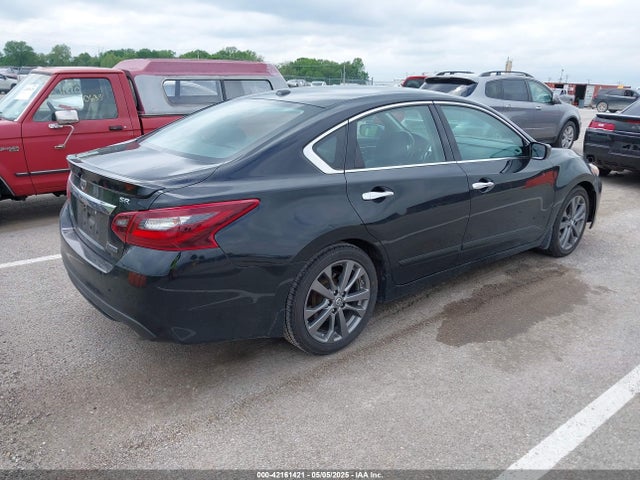 1N4AL3AP0JC155162 Nissan Altima 2.5 Sr
